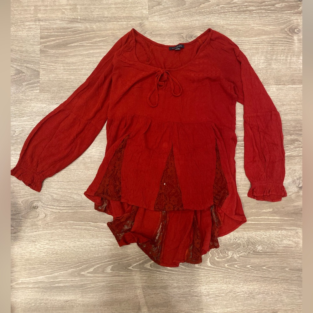 Women’s nice flowy red long sleeve